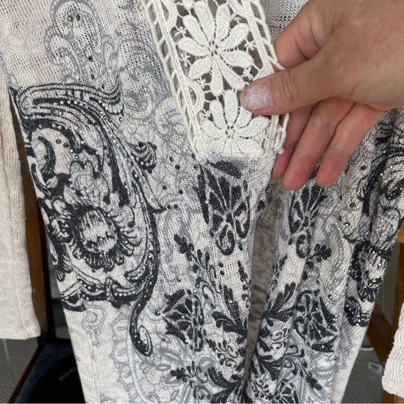 Vocal open front, embellished duster cardigan - Picture 3 of 9